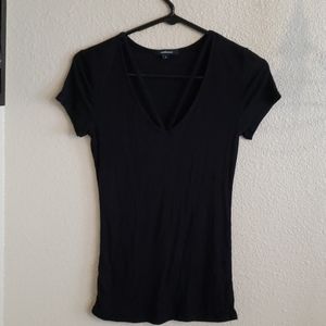 Black tee